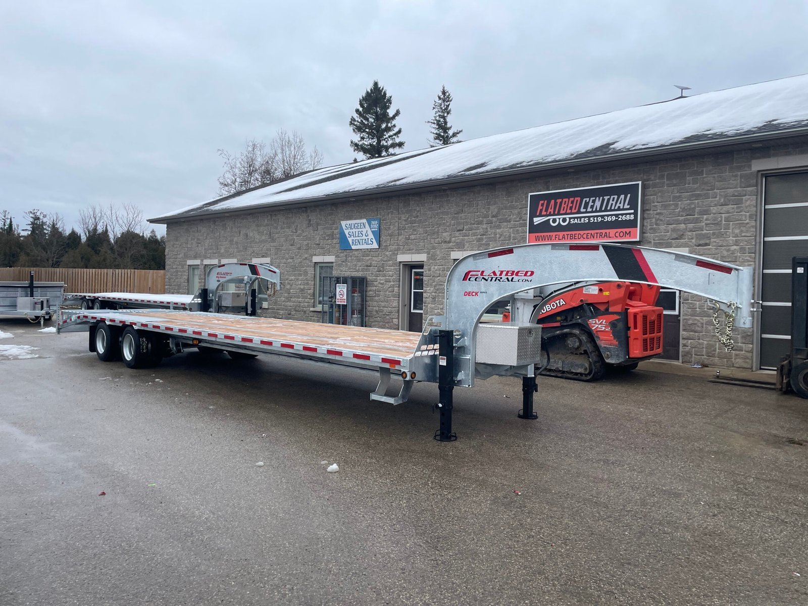 2027 K-Trail 102 in × 30+5 ft Gooseneck Flatbed 40,000 lb GVWR — photo 2