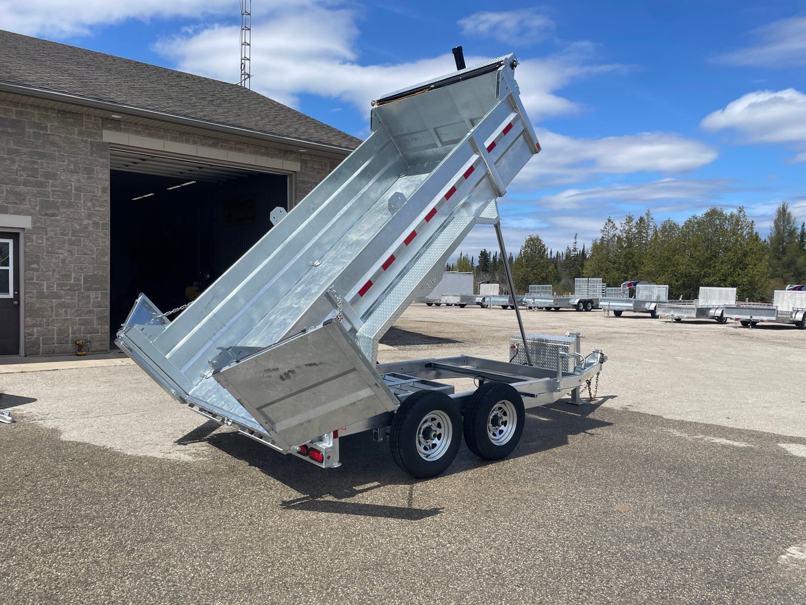 One-Sixteen Galvanized Dump Trailers 10,420lb — photo 9