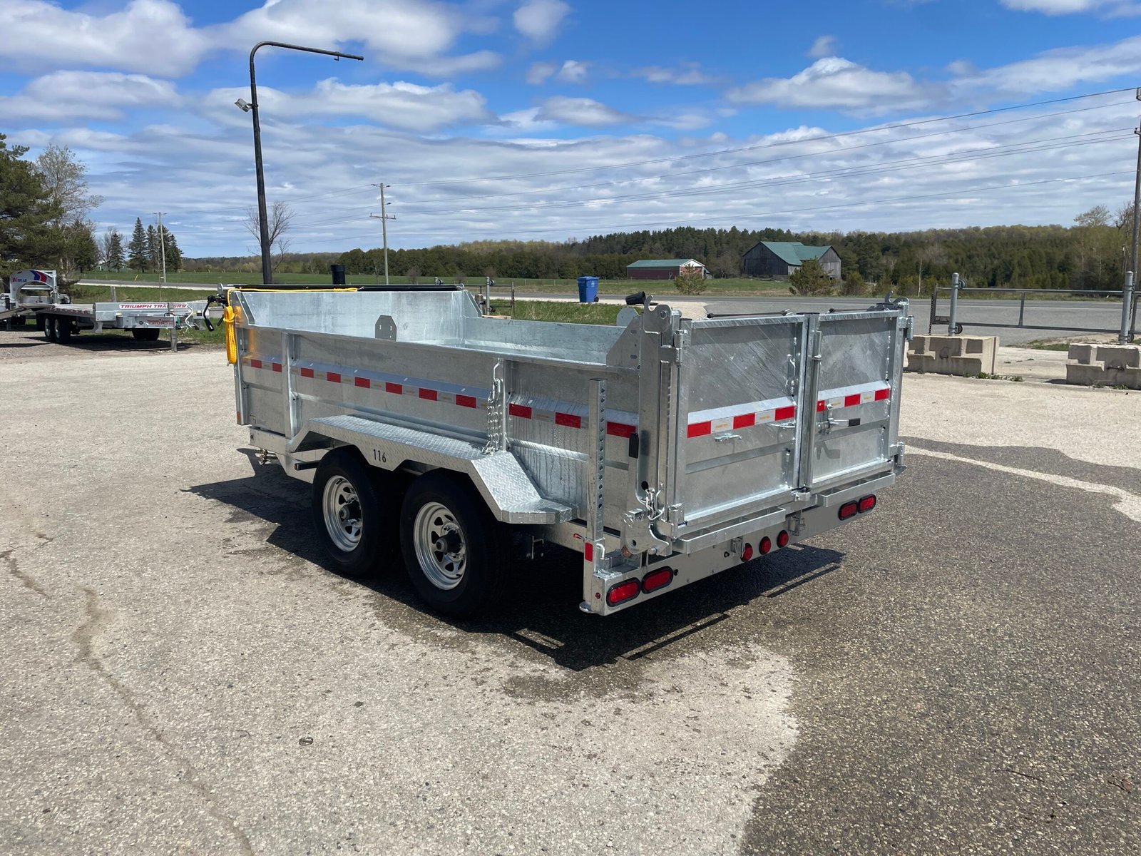 One-Sixteen Galvanized Dump Trailers 10,420lb — photo 4