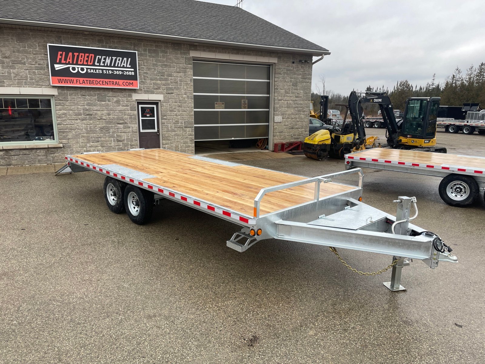 One-Sixteen Straight Deck Flatbeds 14,000lb