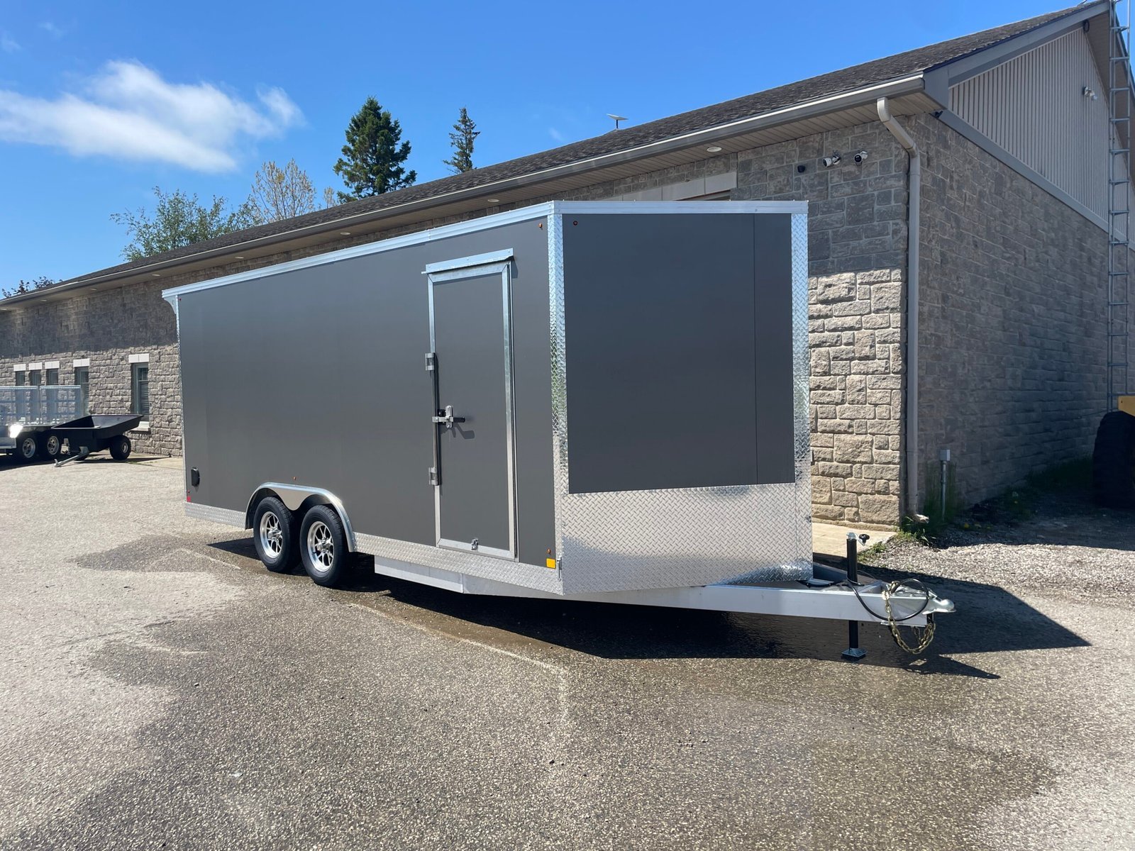 Rocklyn Aluminum 8.5x18ft Enclosed Trailer 7,000lb GVWR