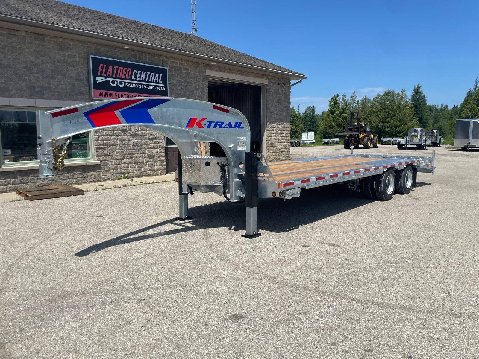 2027 K-Trail 102 in × 20+5 ft Gooseneck Flatbed 40,000 lb GVWR