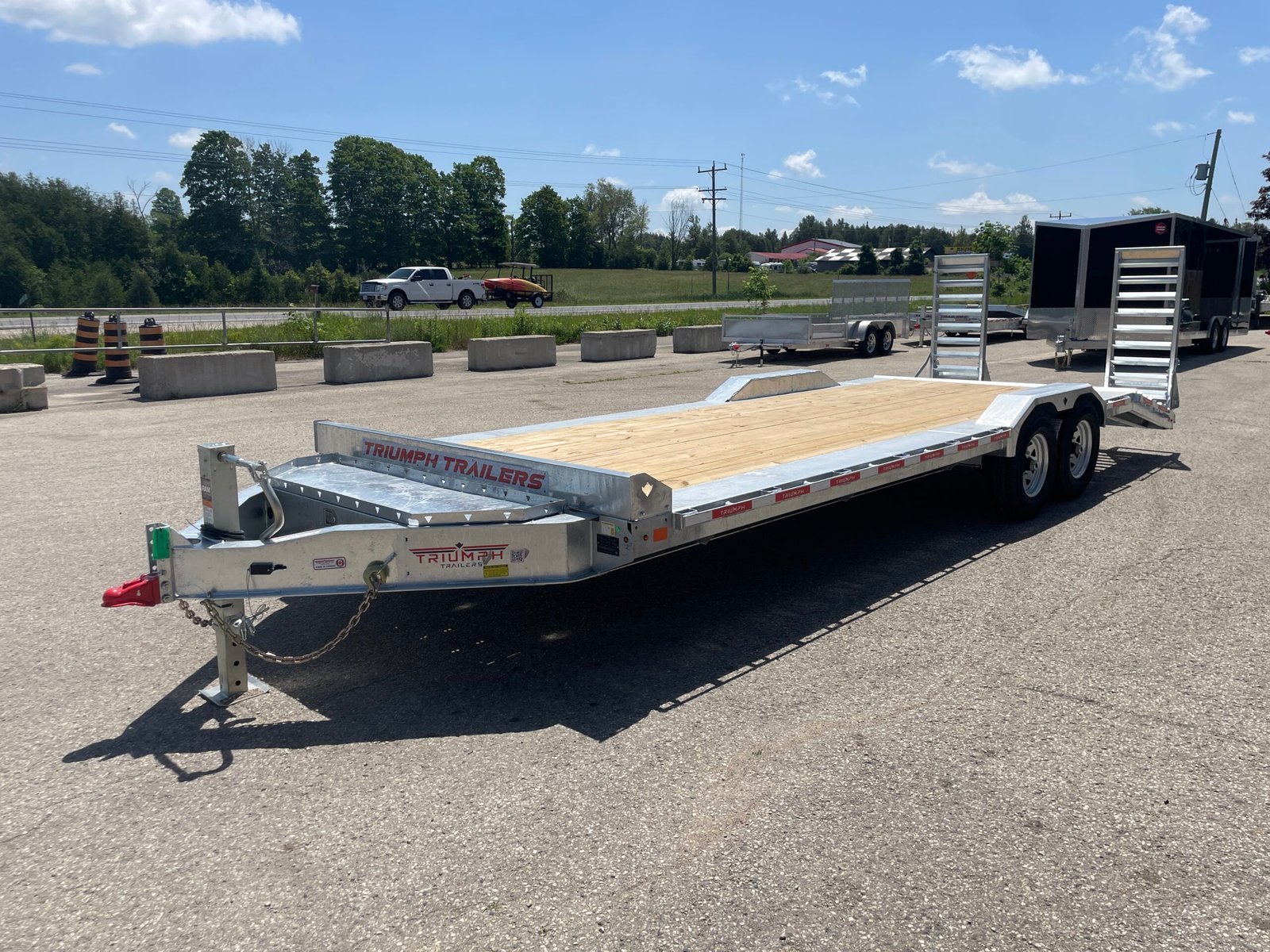 2027 Triumph 102 in × 20+4ft Beavertail ft Car/Equipment Hauler 14,000 lb GVWR — photo 4