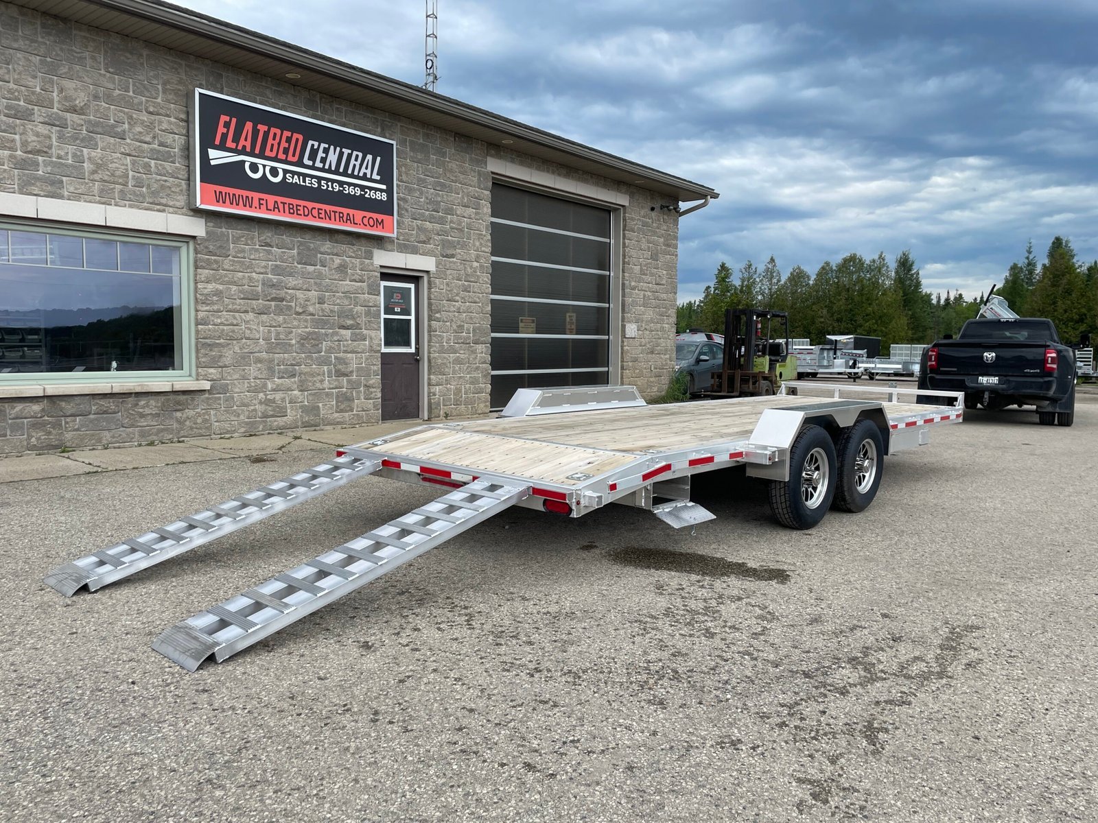 Enbeck Car Hauler 9,990lb — photo 2