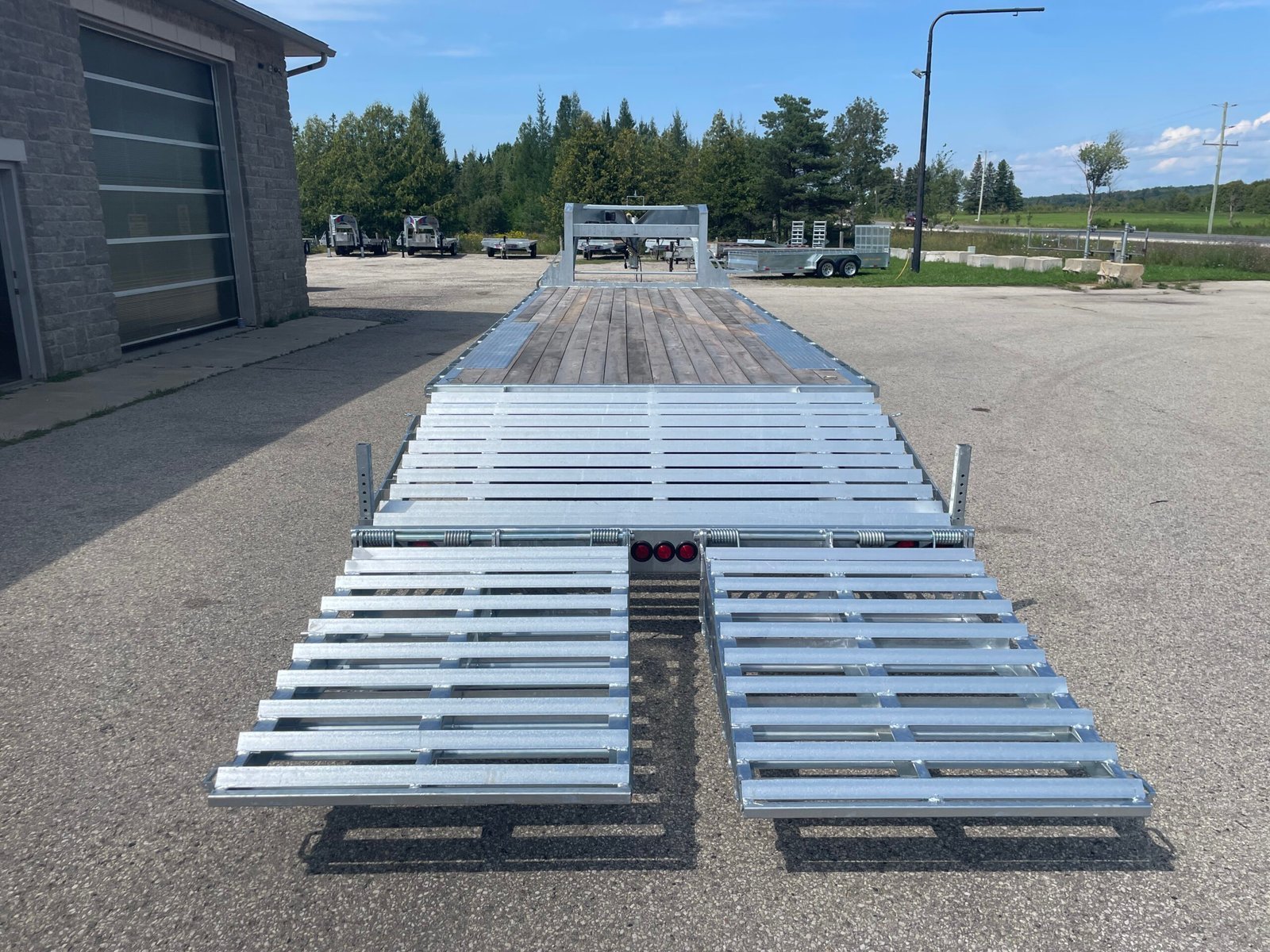 One-Sixteen Galvanized Medium Duty Gooseneck — photo 4