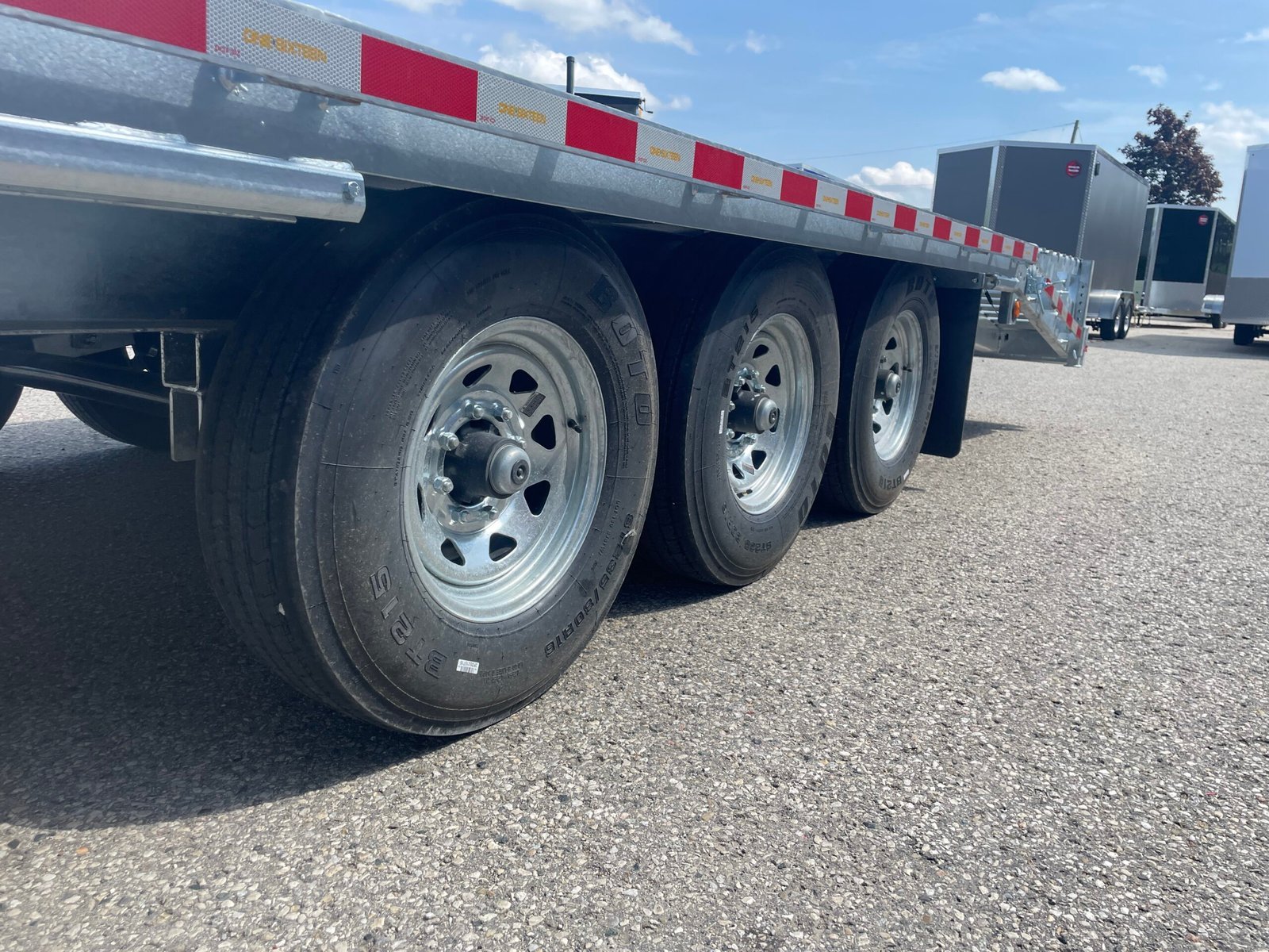 One-Sixteen Galvanized Medium Duty Gooseneck — photo 2
