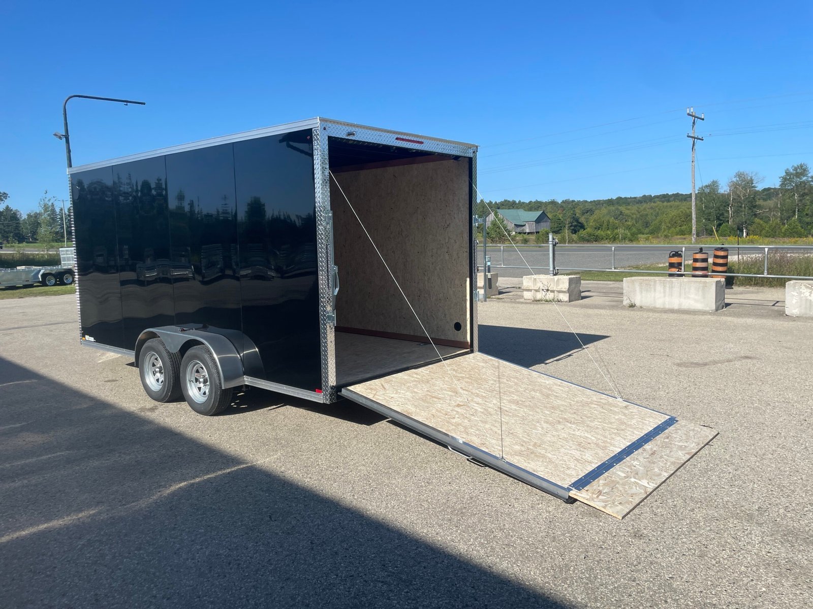 2027 Newport 7 ft × 16 ft Enclosed Trailer 7,000 lb GVWR — photo 7