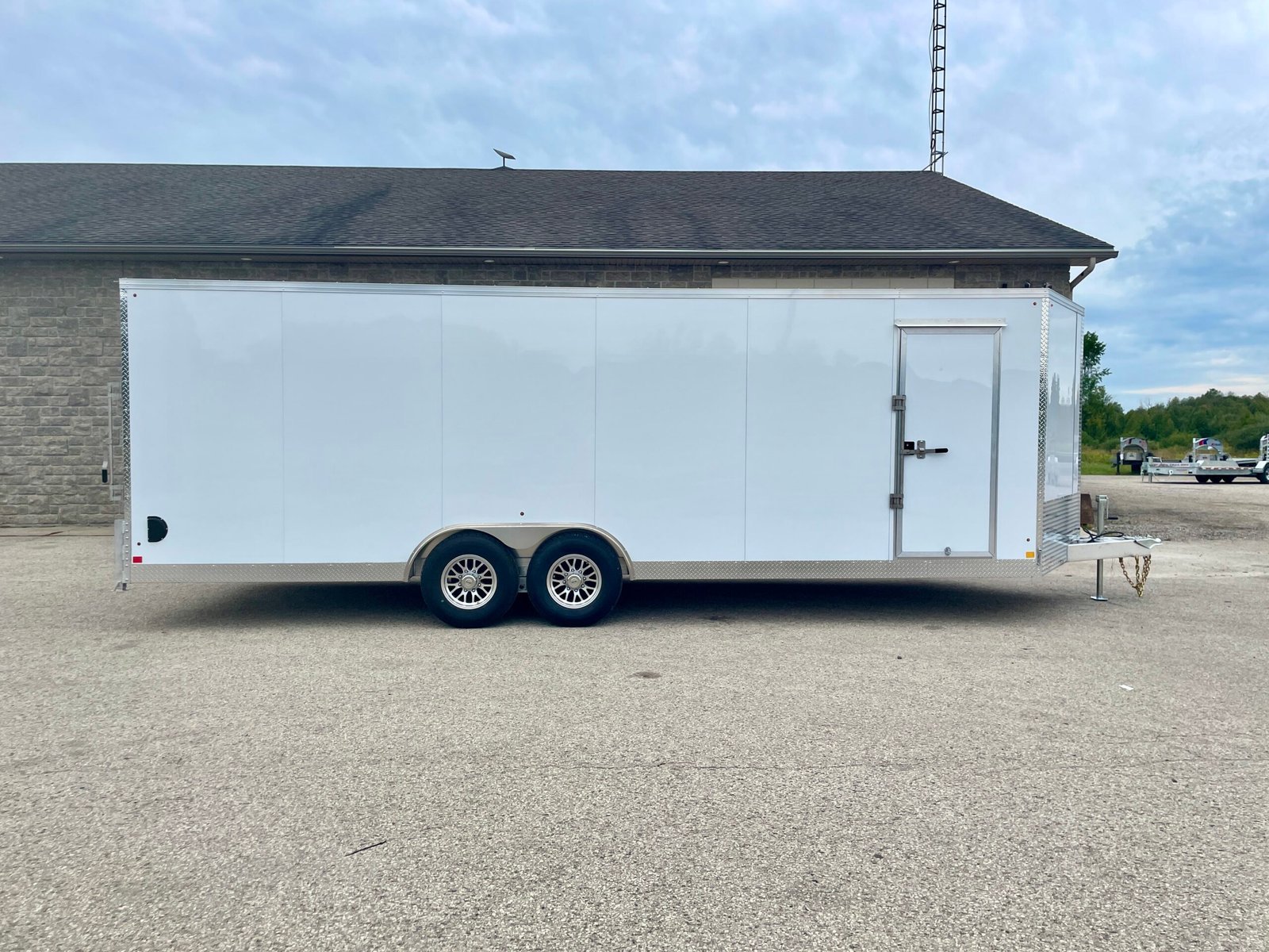2027 Rocklyn 8.5 ft × 24 ft Enclosed Trailer 14,000 lb GVWR