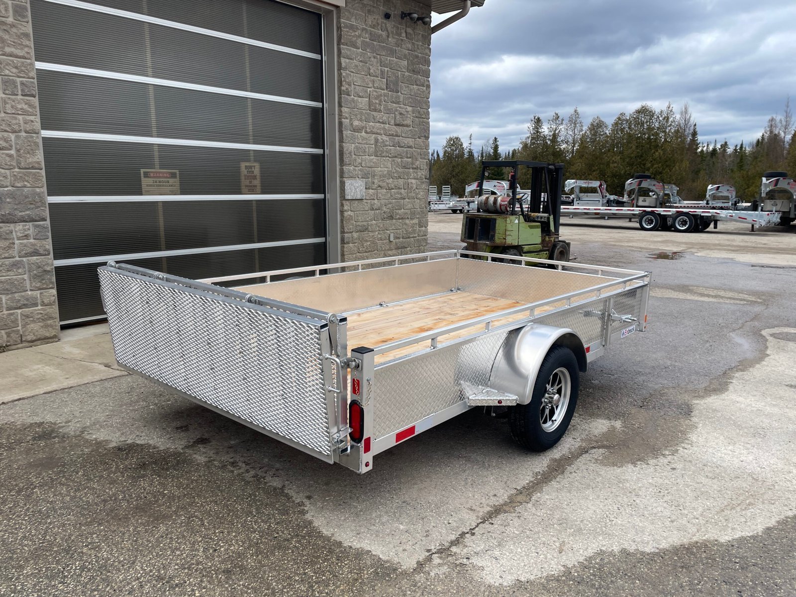 Enbeck 80in x 12ft Single Axle Utility Trailer — photo 4
