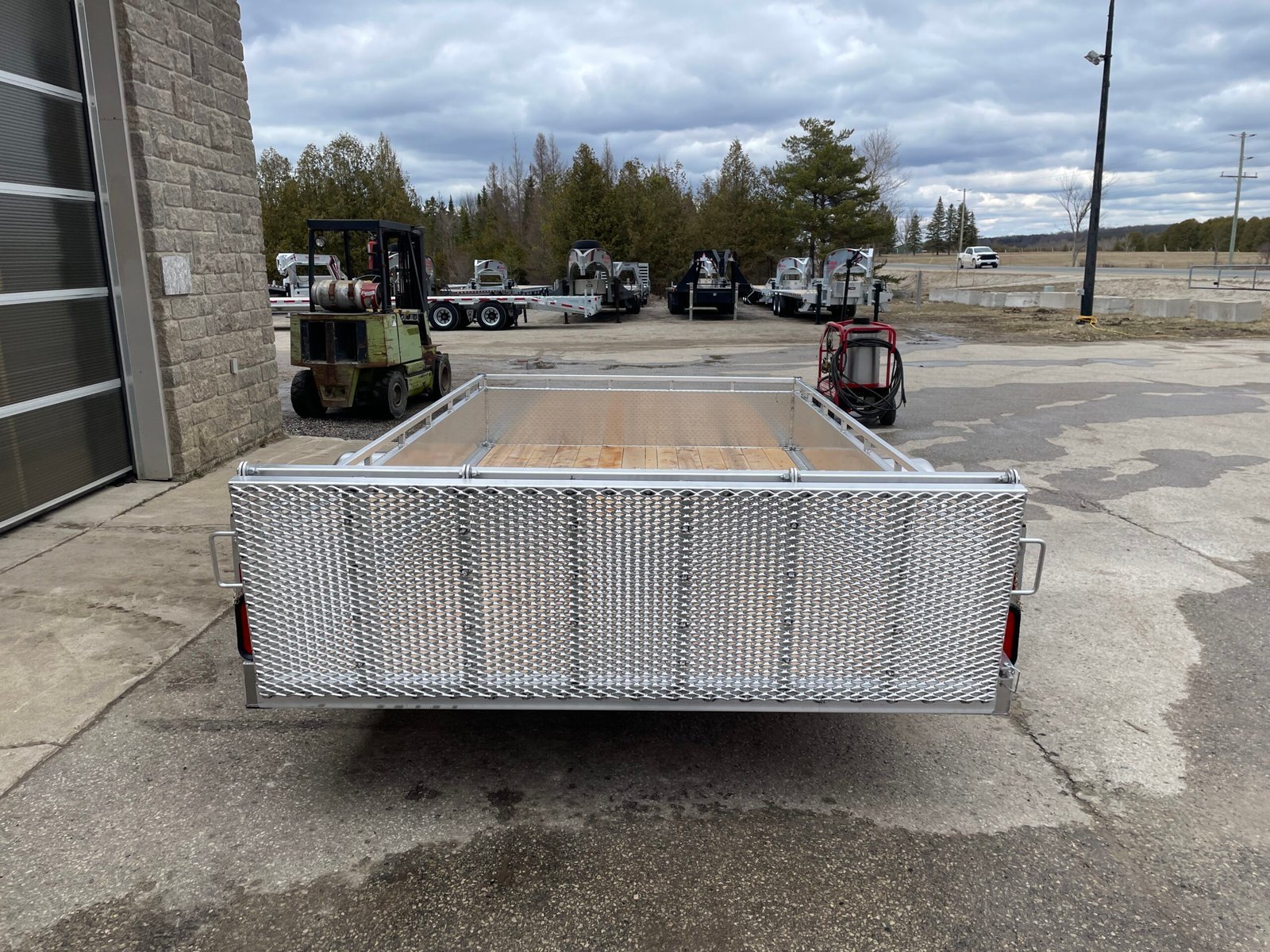 Enbeck 80in x 12ft Single Axle Utility Trailer — photo 5