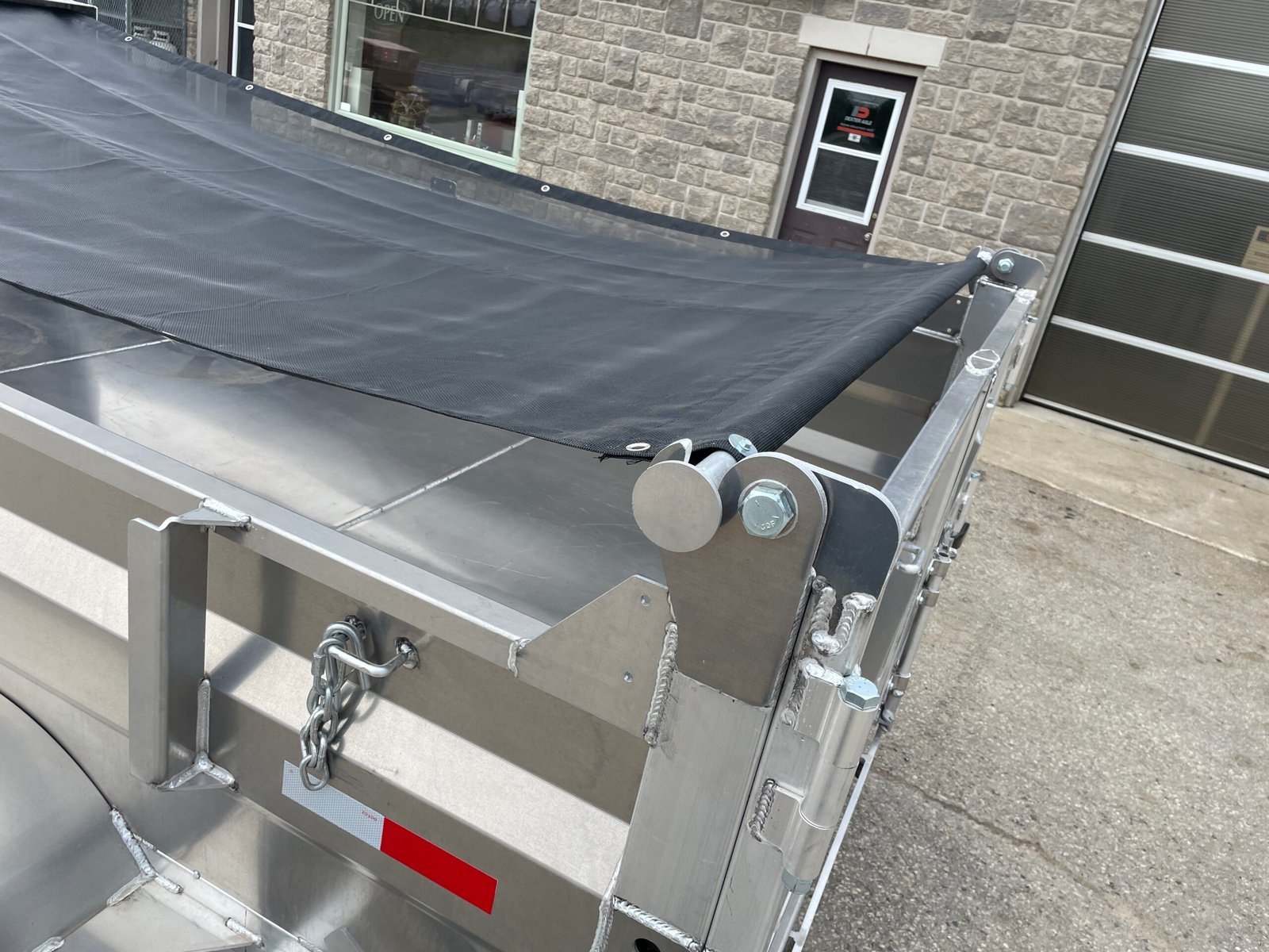 Enbeck Dump Trailers 9,900lb — photo 5