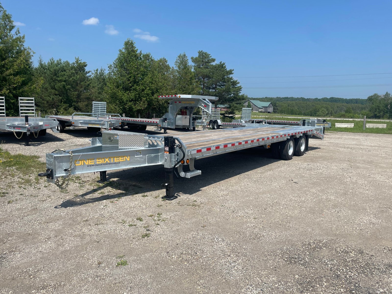 One-Sixteen Pintle Flatbeds (16K Axles)