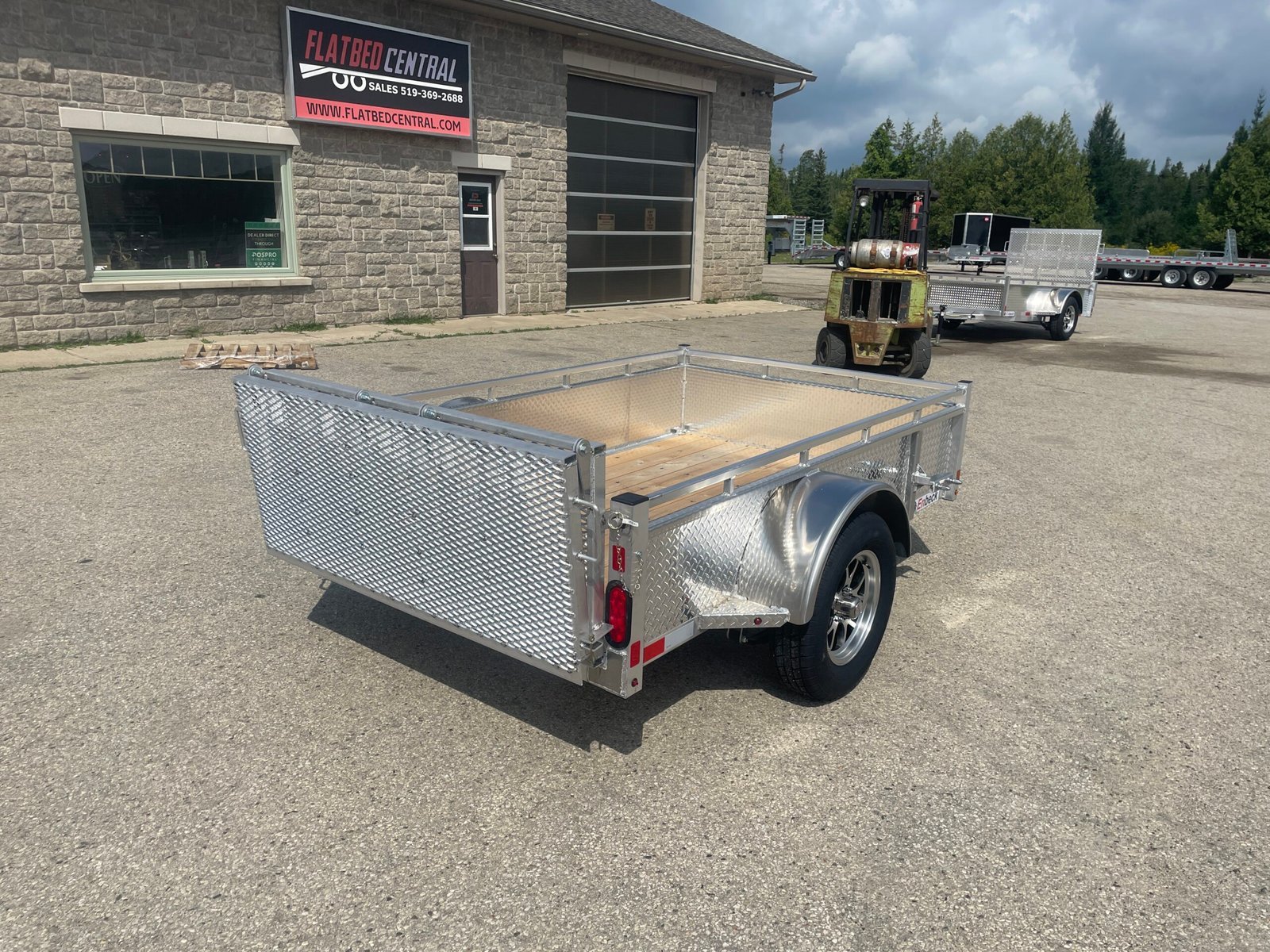 Enbeck Single Axle Utility Trailers — photo 3