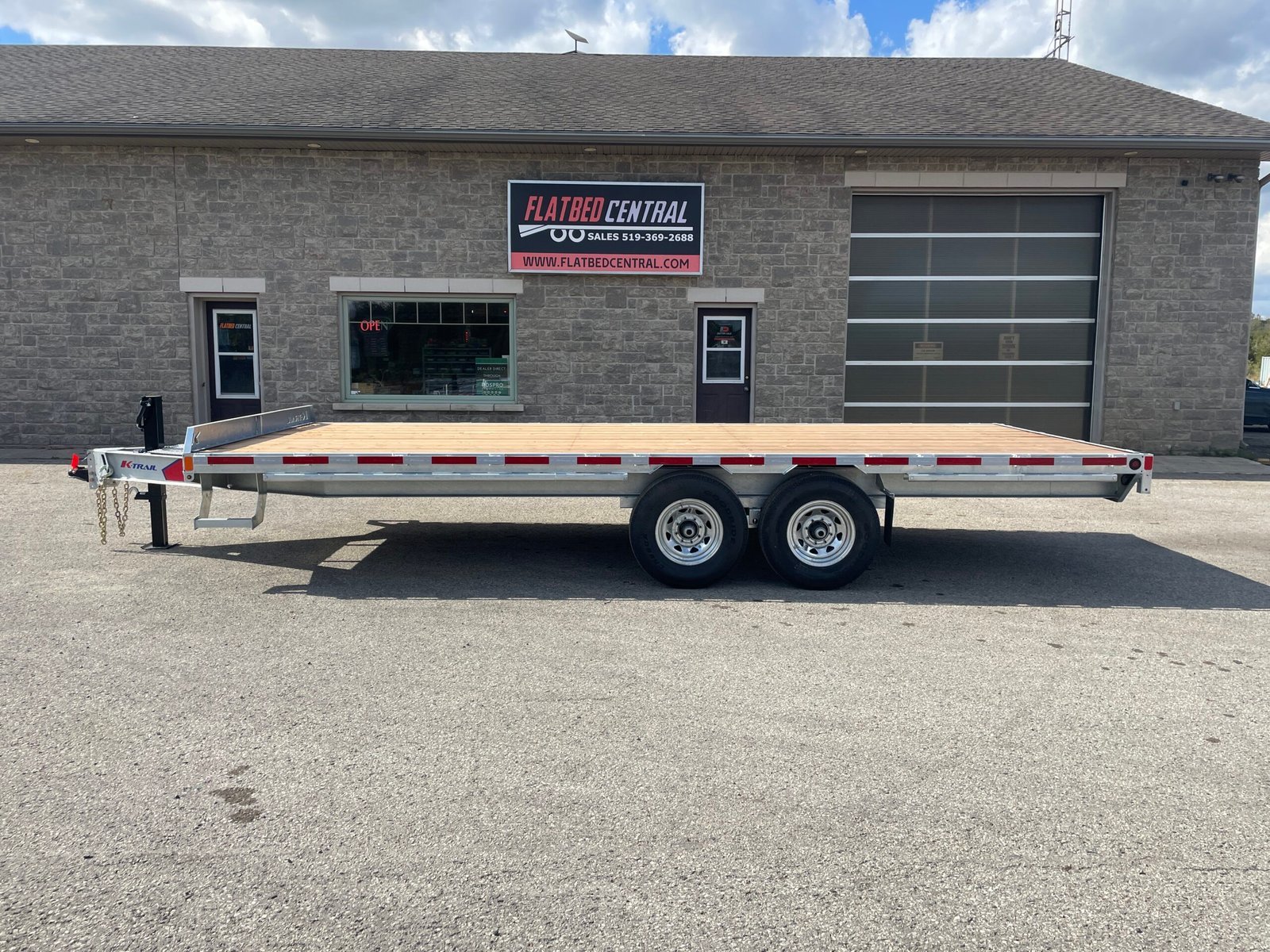 K-Trail Straight Deck Flatbeds 14,000lb — photo 3