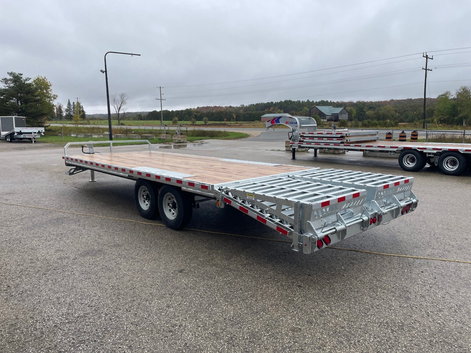 One-Sixteen 20+5ft Beavertail Flatbed 14,000lb — photo 4