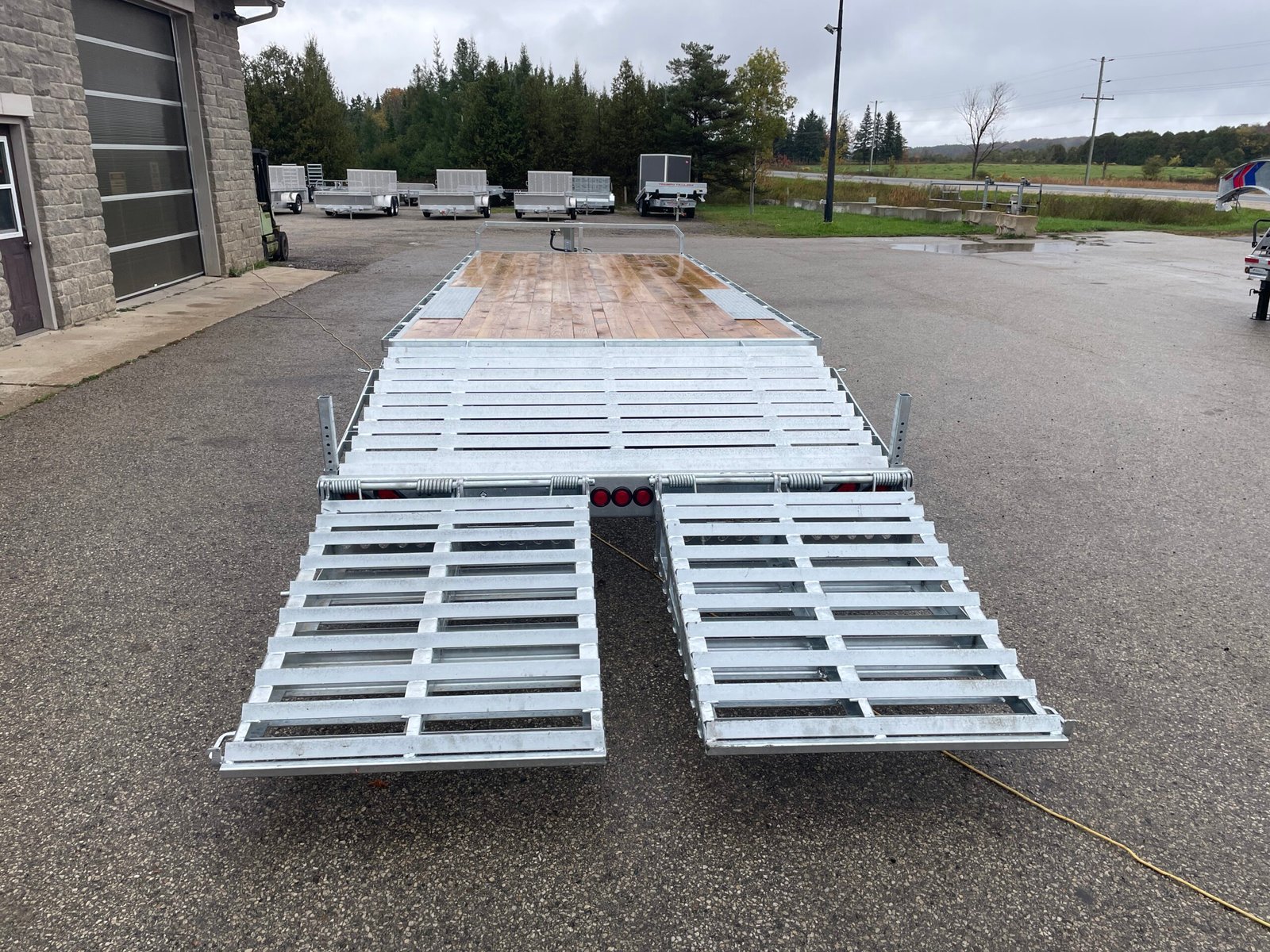 One-Sixteen 20+5ft Beavertail Flatbed 14,000lb — photo 5