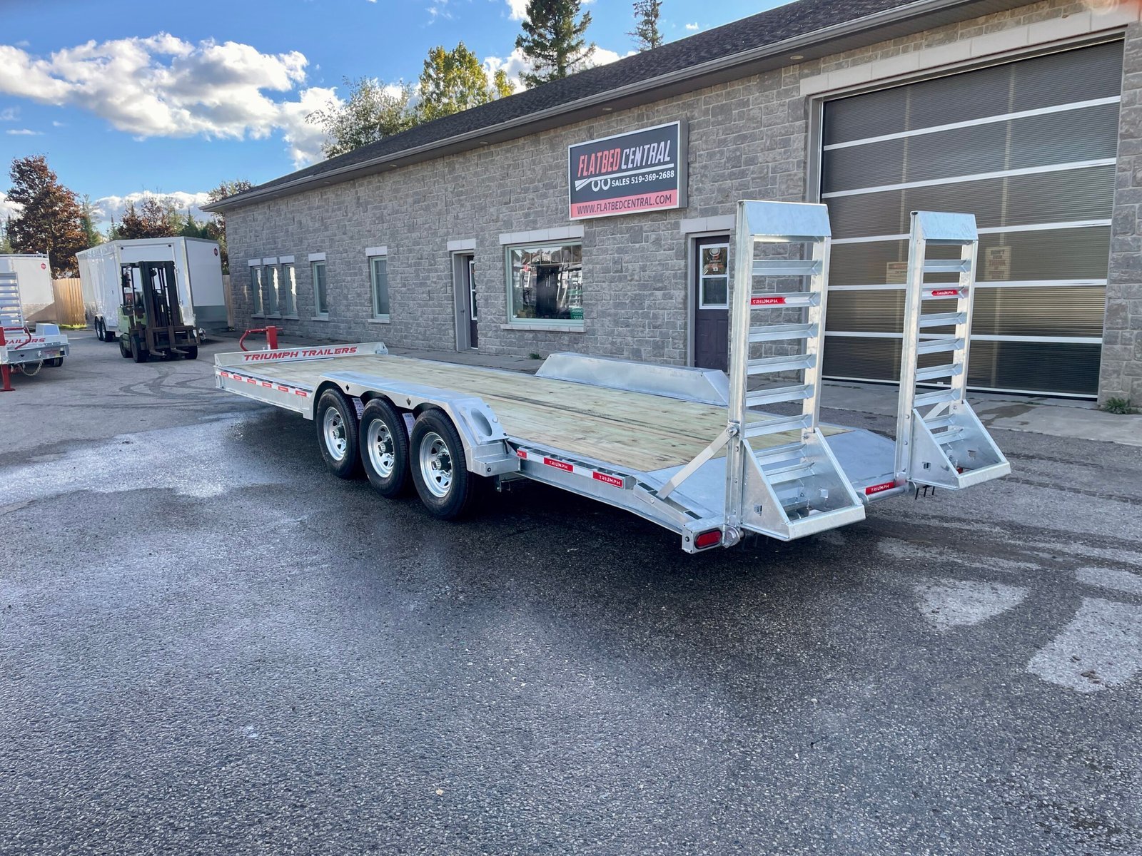 2027 Triumph 83 in × 24+2ft Beavertail Car/Equipment Hauler 21,000 lb GVWR — photo 13