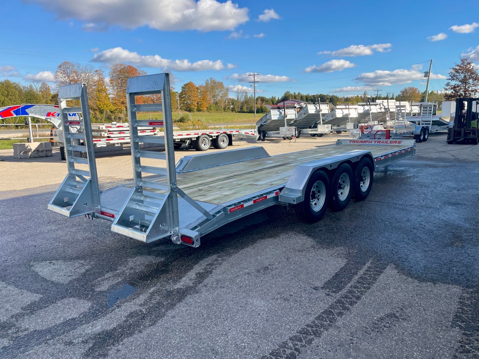 2027 Triumph 83 in × 24+2ft Beavertail Car/Equipment Hauler 21,000 lb GVWR — photo 9