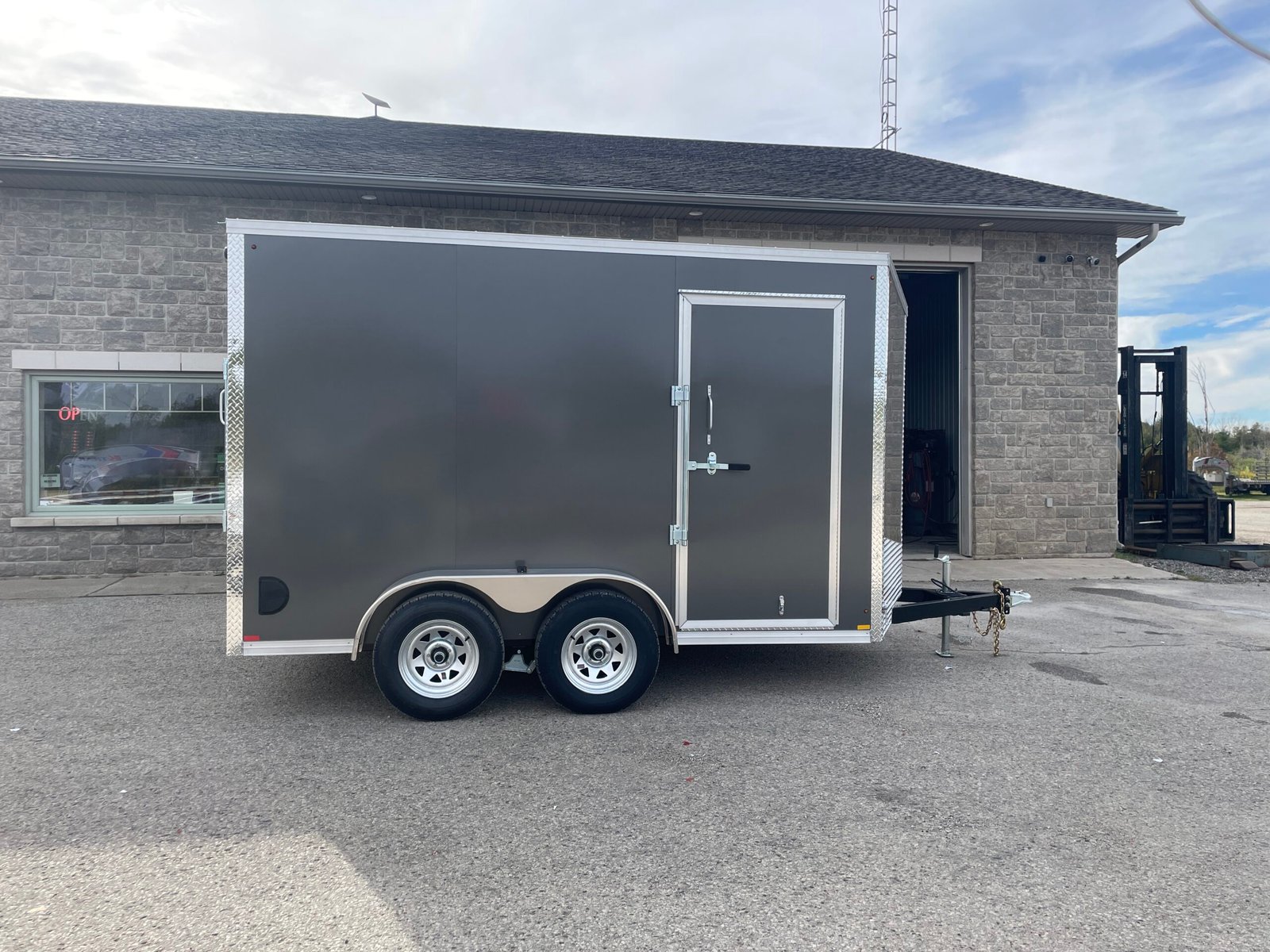 2027 Newport 7 ft × 12 ft Enclosed Trailer 7,000 lb GVWR