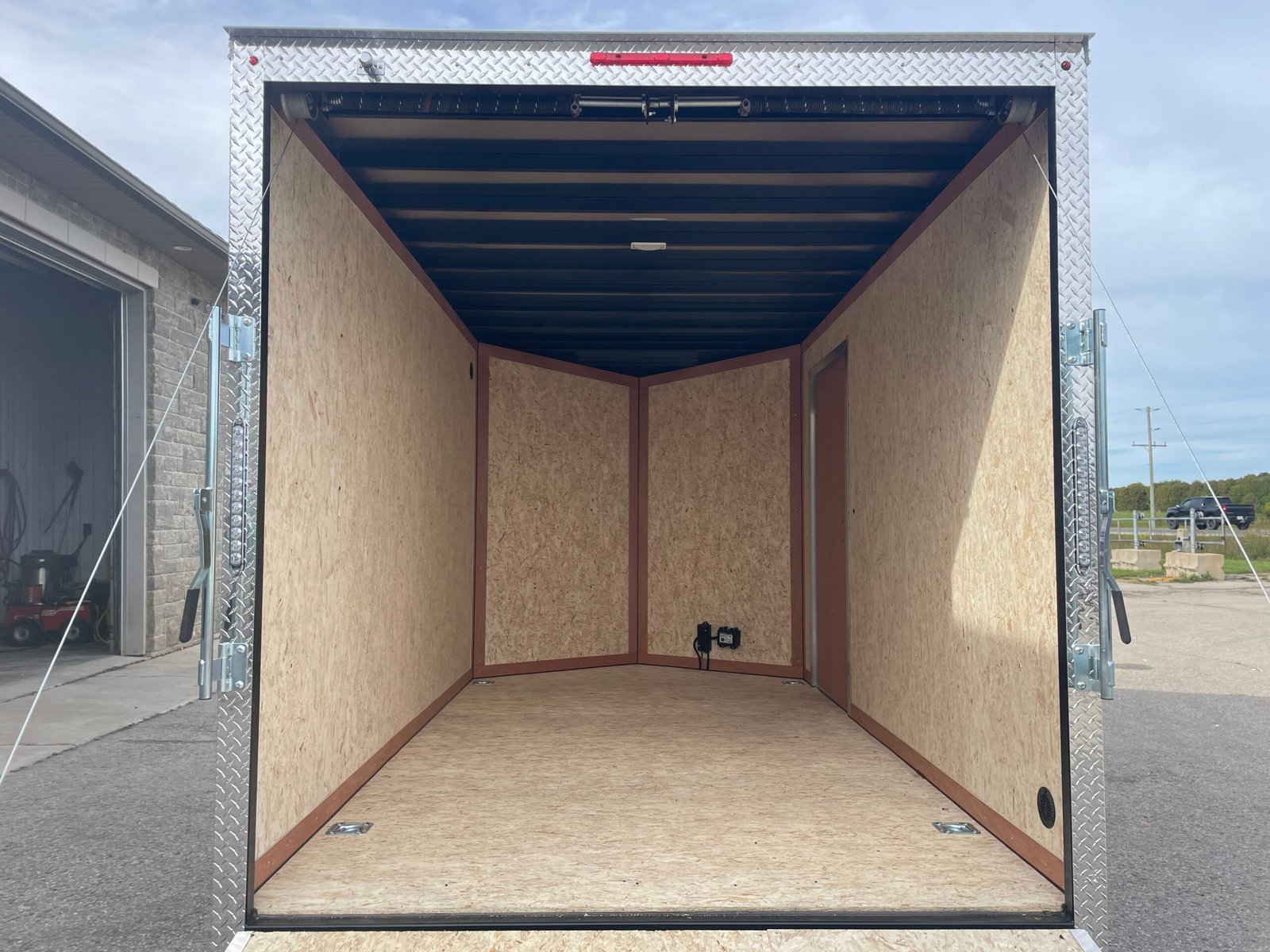 2027 Newport 7 ft × 12 ft Enclosed Trailer 7,000 lb GVWR — photo 5