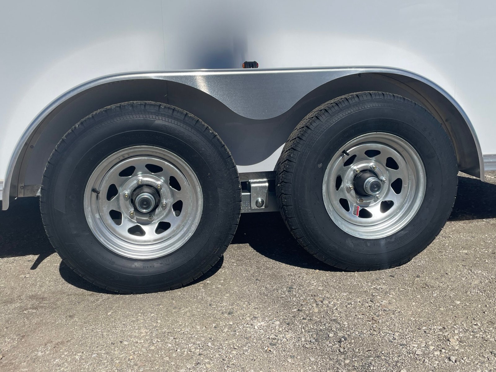 2027 Newport 7 ft × 16 ft Enclosed Trailer 9,990 lb GVWR — photo 8